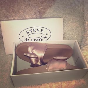 Steve Madden pink  bow slides